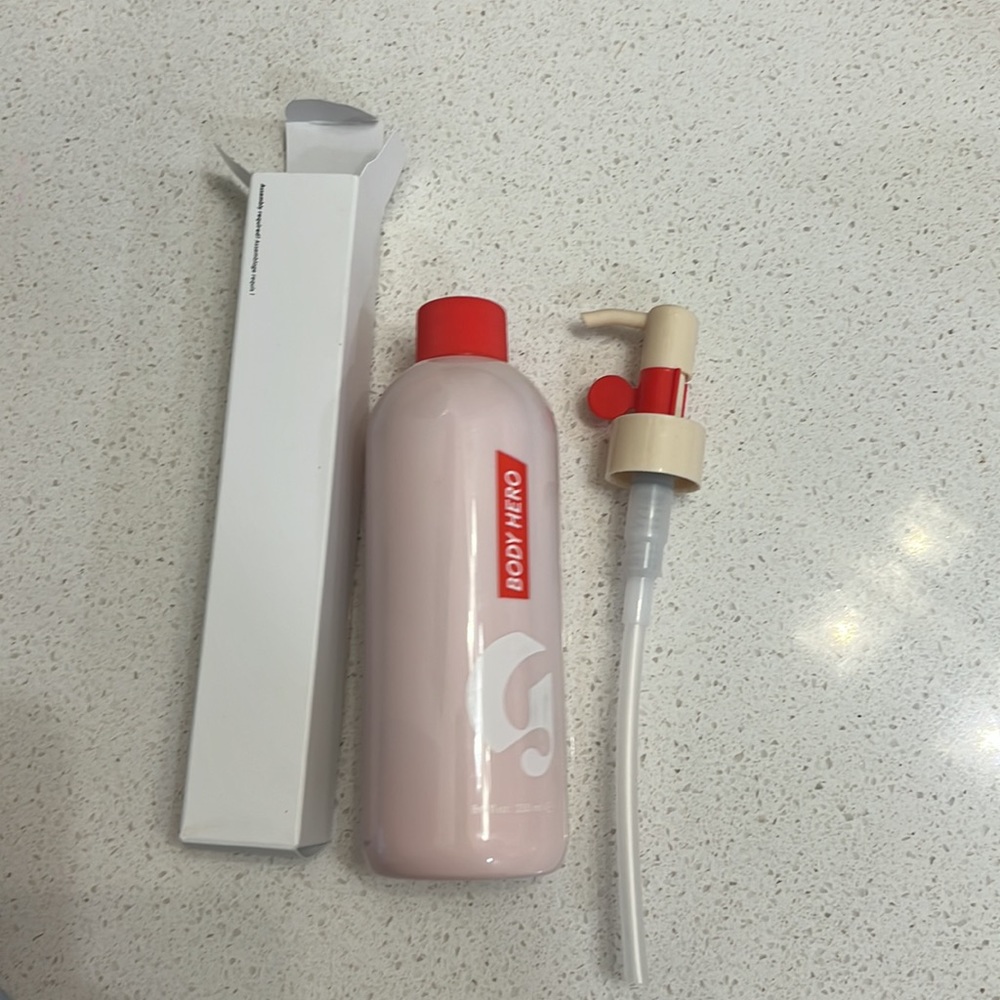 Full Size Never Opened Glossier Body Hero Oil Wash